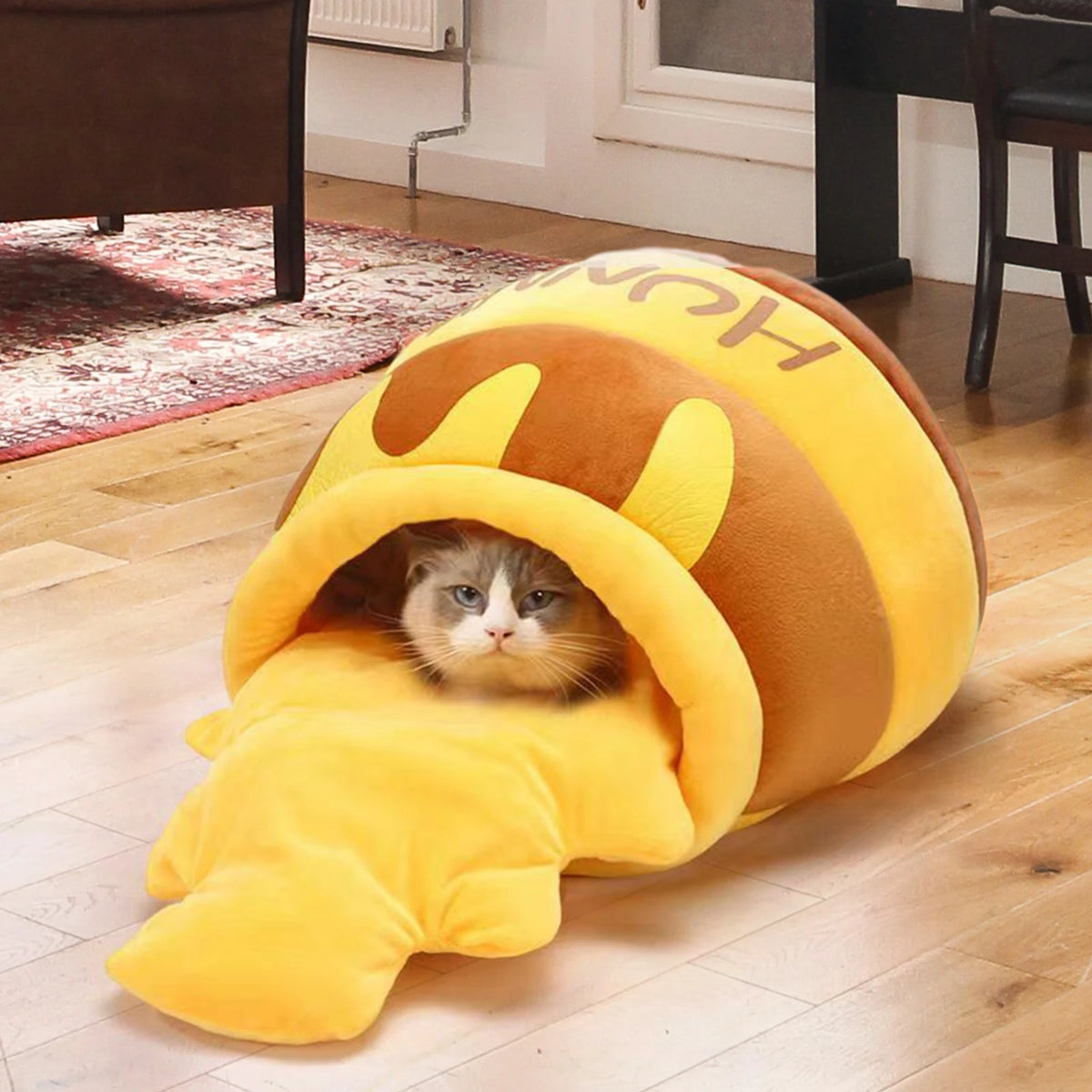 🐱 HONEY POT CAT BED

The Coziest Hideaway Your Cat Will Love